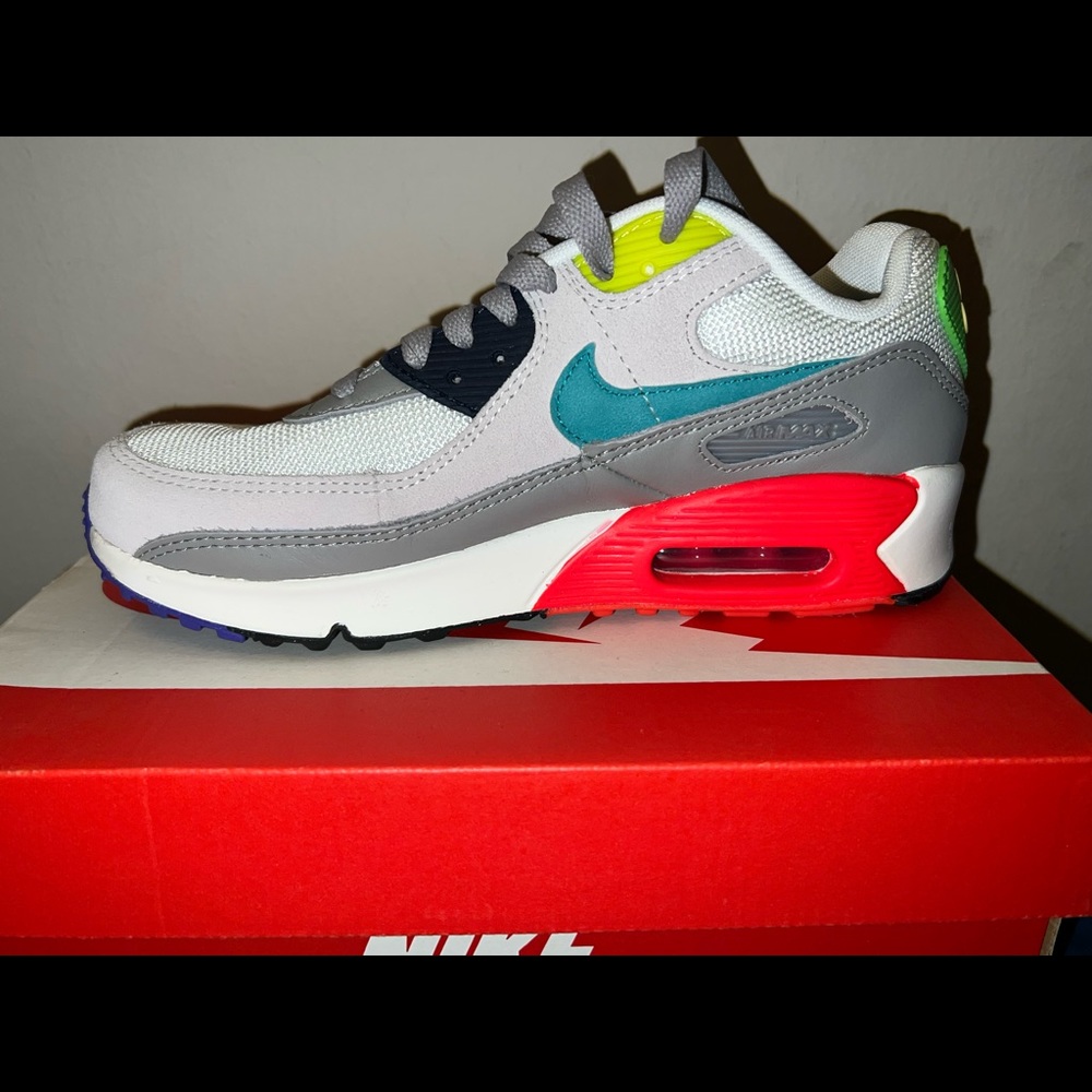 Nike Air Max 90 ( Grade School )